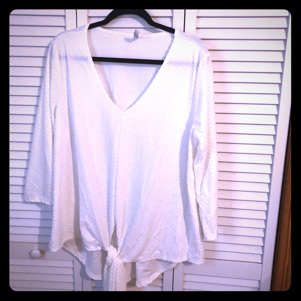V-Neck Tie Hem Top with Embroidered Dots